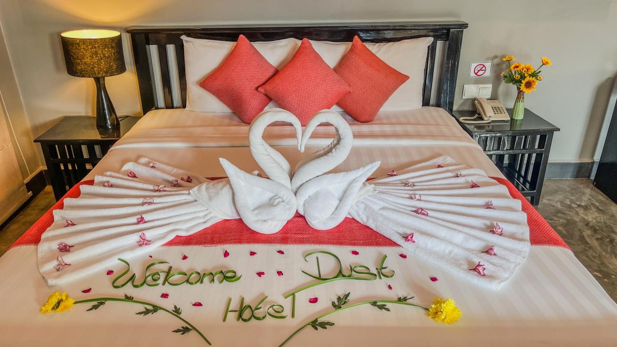 Dusit Hotel Siem Reap Exterior foto